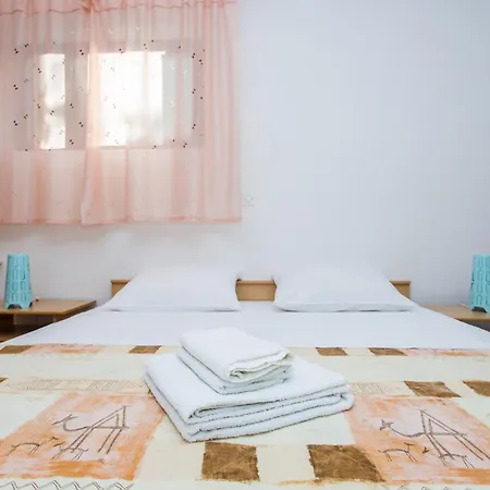 Luka 3 Apartman *