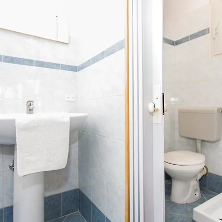 Apartment Luka 3 Baska (Krk)