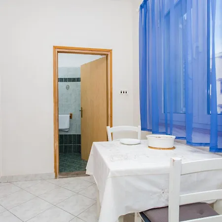 Luka 3 Apartment Baska (Krk)