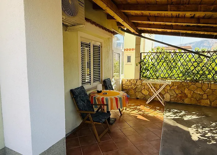 Appartement Luka 3 *